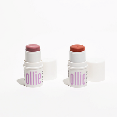 Ollie Glow on the Go Kit with two multifunctional Stick 3-in-1 in versatile shades, perfect for lips, cheeks, and eyes on the move